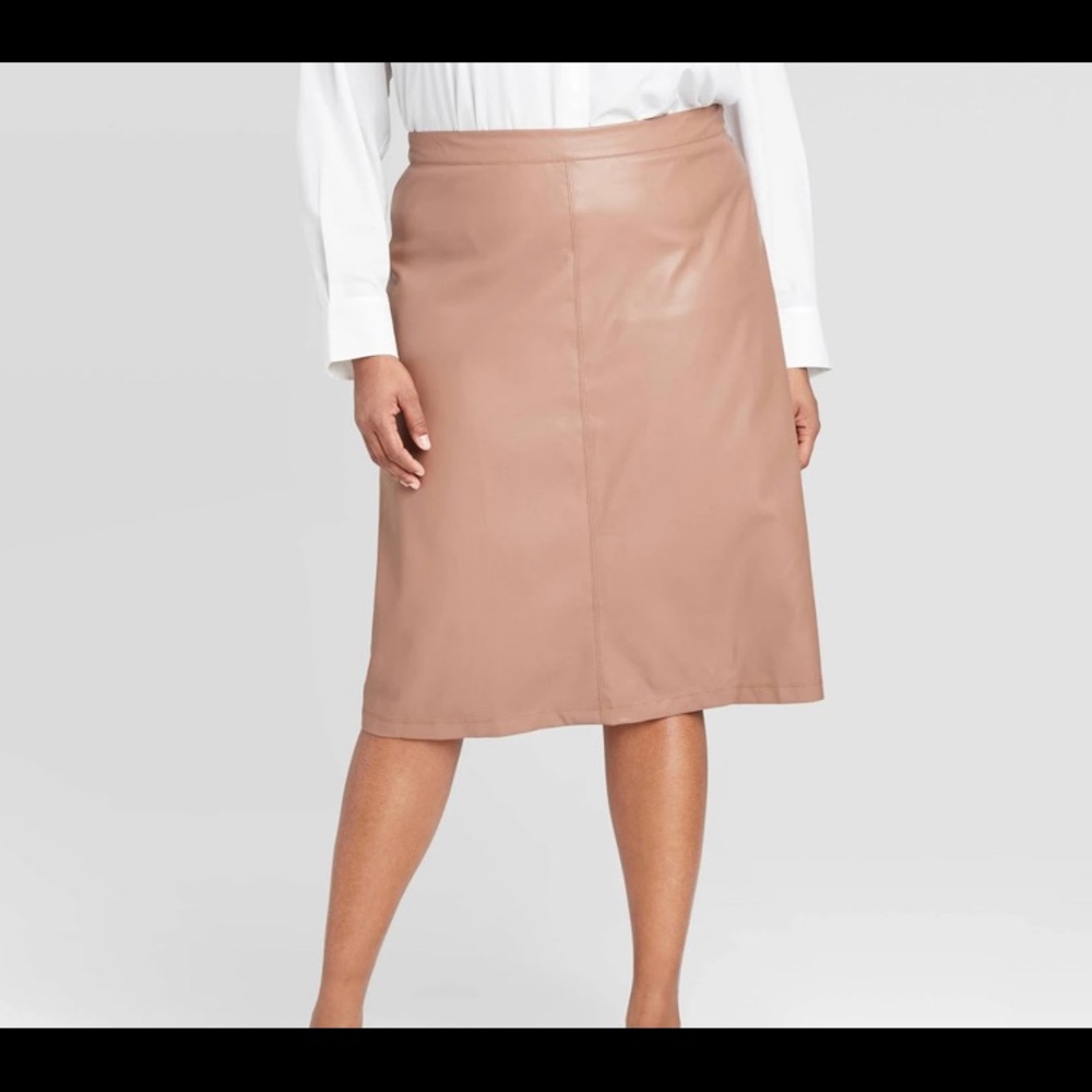 Tan leather skirt
